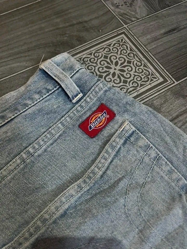 Dickies Jorts ✨ (Category: Shorts) located in Polomolok. Submitted by olaivarmanuel4-57684 (Listing ID 1470226951, Image 3). Description: Dickies Jorts ✨ • Size 33’34 ( Length 23 ) • Excellent condition • No issues 💯 • Need wash due to thrift Pm/Dm 📩 Disclaimer: Manuel "Be" Olaivar Jr. is an independent seller, Items I sell are thrifted second hand items, No copyright infringement intended. Brands that is/are mentioned belongs to the Rightful o