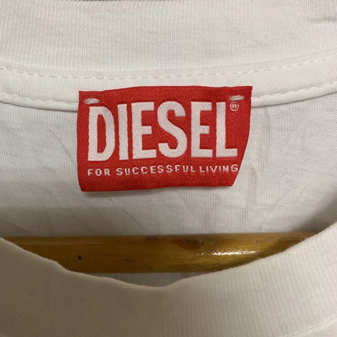 Diesel T-Isco-Div Tank Top (Category: Tshirts & Polo Shirts ) located in Butuan. Submitted by 8600_recycled.hyp3 (Listing ID 1470291161, Image 3). Description: S on tag 19W x 27L Excellent 850.
