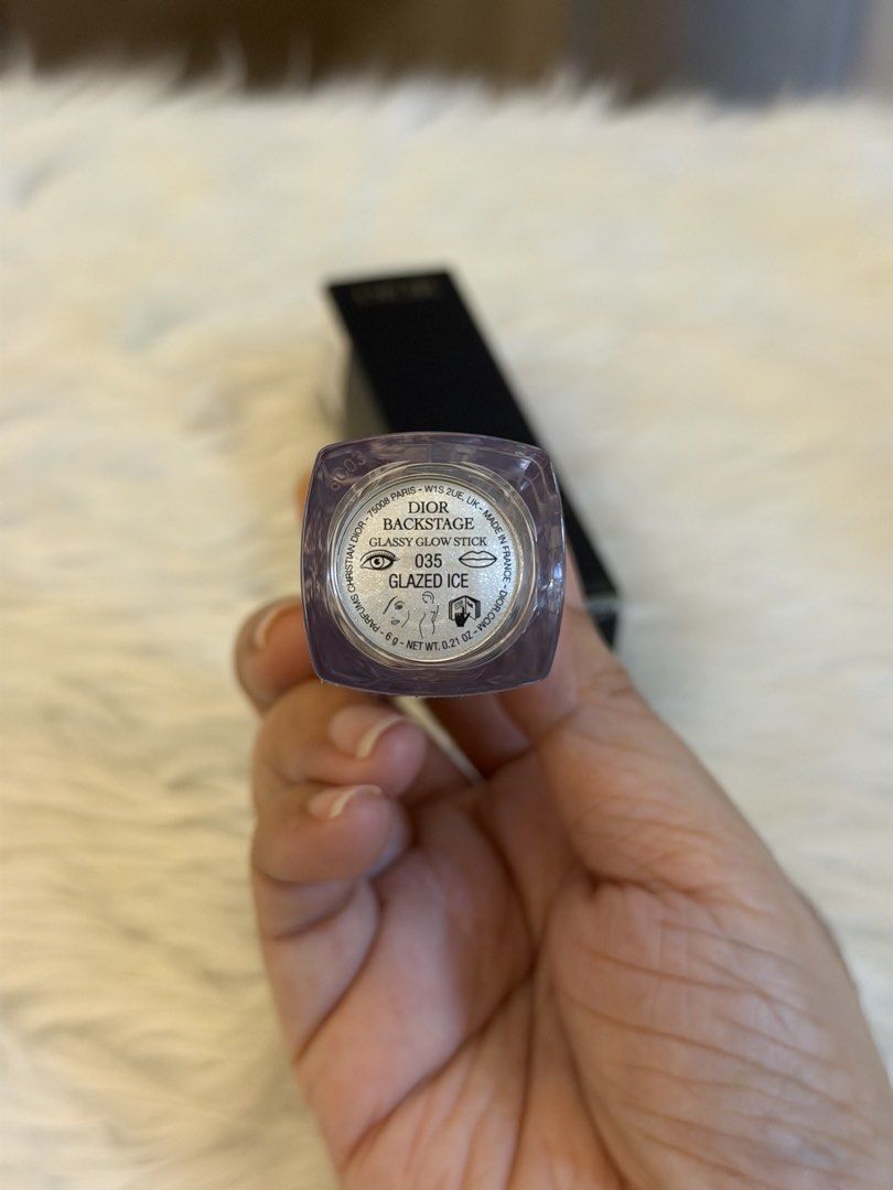 Dior Backstage Glassy Glow Stick 035 Glazed Ice (Category: Makeup) located in Cavite. Submitted by ichie.soyangco (Listing ID 1470292044, Image 3). Description: Shade: Glazed Ice Bought from Dior MOA last october 2026 OG price 3.5k or 3.8k i forgot already Loc: Gen Trias Cavite.