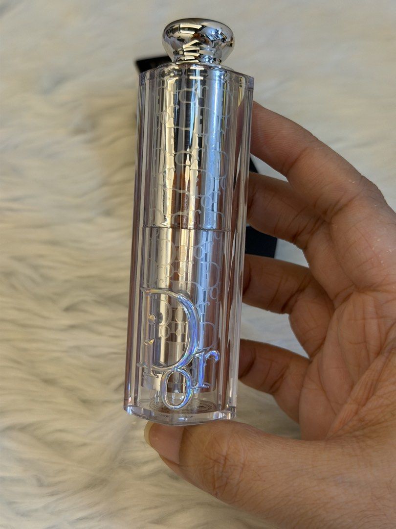 Dior Backstage Glassy Glow Stick 035 Glazed Ice (Category: Makeup) located in Cavite. Submitted by ichie.soyangco (Listing ID 1470292044, Image 2). Description: Shade: Glazed Ice Bought from Dior MOA last october 2026 OG price 3.5k or 3.8k i forgot already Loc: Gen Trias Cavite.