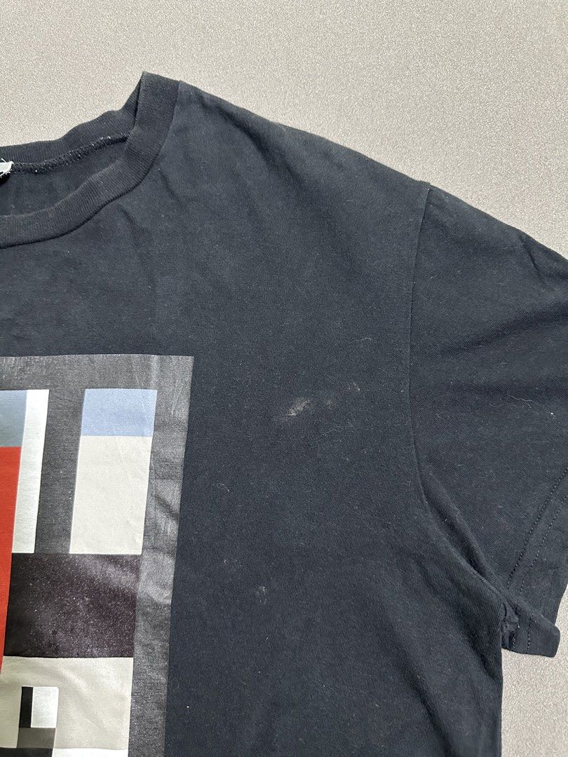 Dior Geometric Pattern Shirt (Category: Luxury Apparel) located in Bacolod City. Submitted by dannnsoy (Listing ID 1470300634, Image 2). Description: Dior Geometric Pattern Shirt •In very good condition •Dimension: 20.5” x 27” •Issue: Signs of usage and needs wash •Price: 1099 only 📍Note: Color may vary to due lighting and camera resolution. .