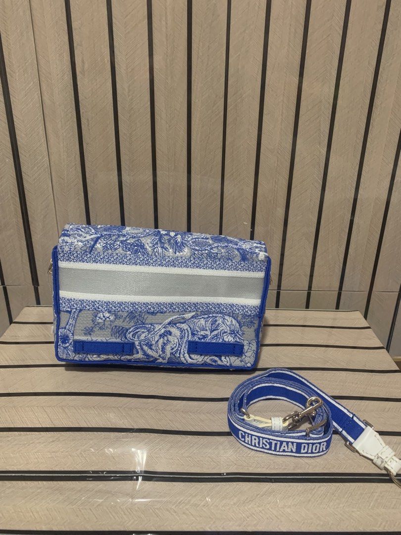 DiorCamp Embroidered (Category: Cross-body Bags) located in San Fernando. Submitted by preluxuria_online_shop (Listing ID 1470280048, Image 2). Description: .
