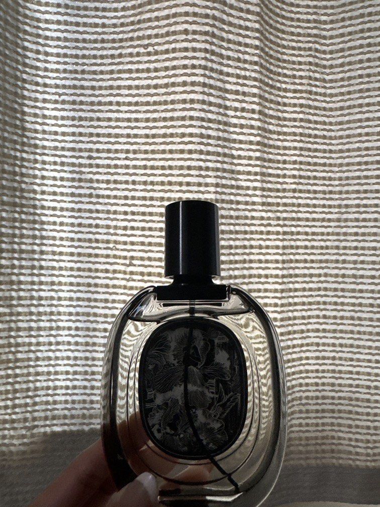 DIPTYQUE FDP EDP (Category: Fragrance & Deodorants) located in Cainta. Submitted by shopwithpab (Listing ID 1470234037, Image 3). Description: Bought in rockwell Complete paperbag, box and receipt Rfs: need funds for travel.