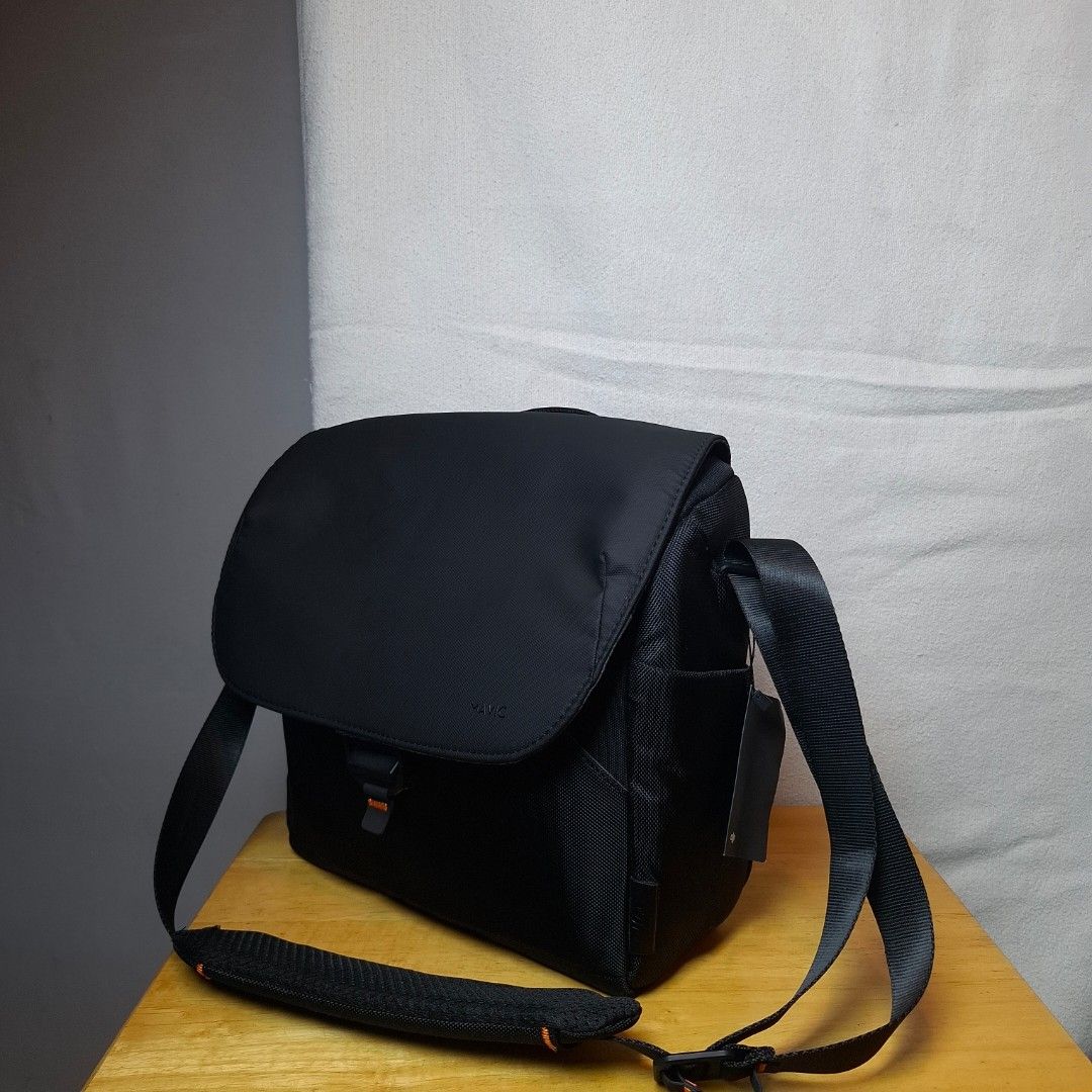 Dji Mavic 4 Pro Drone Sling Bag (Category: Camera Bags & Carriers) located in Baguio. Submitted by kathuu27 (Listing ID 1470222756, Image 3). Description: Dji Mavic 4 Pro Sling Bag No issue With tag Baguio City Based (open for dropping/meet-up) Outside Baguio - Payment First Shipping +SF Courier: Jnt.
