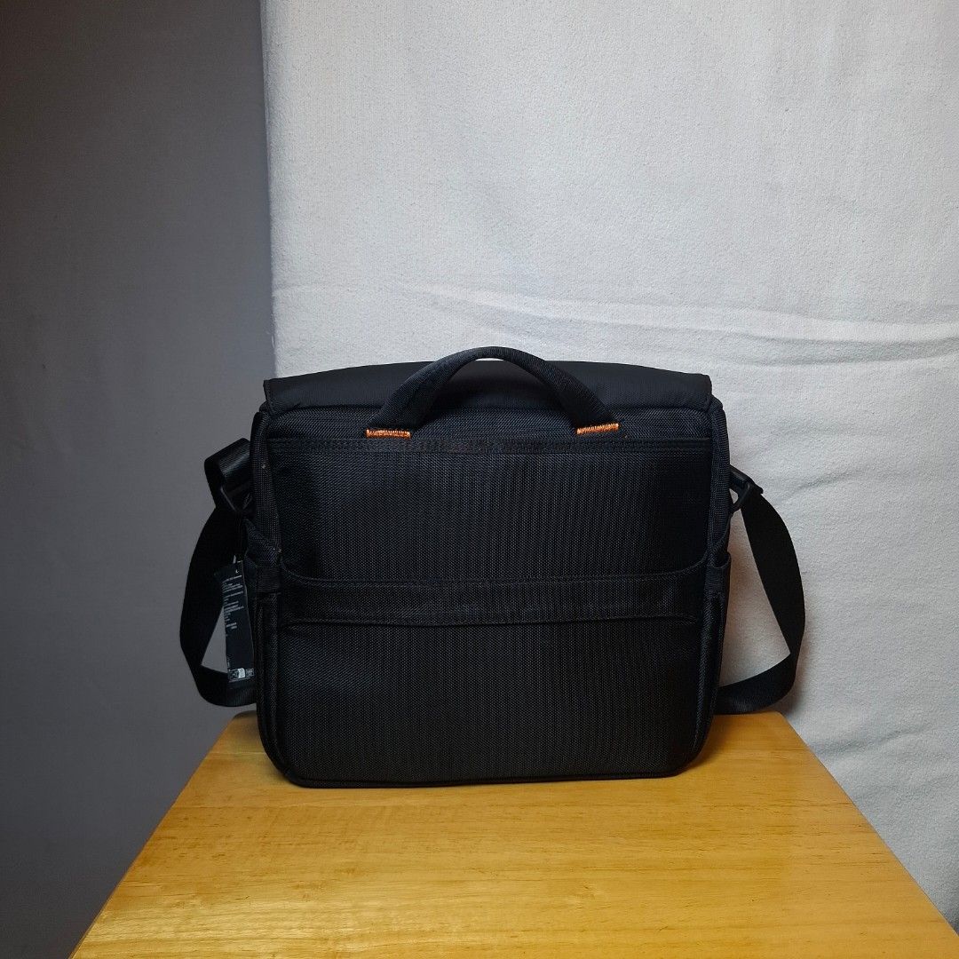 Dji Mavic 4 Pro Drone Sling Bag (Category: Camera Bags & Carriers) located in Baguio. Submitted by kathuu27 (Listing ID 1470222756, Image 2). Description: Dji Mavic 4 Pro Sling Bag No issue With tag Baguio City Based (open for dropping/meet-up) Outside Baguio - Payment First Shipping +SF Courier: Jnt.