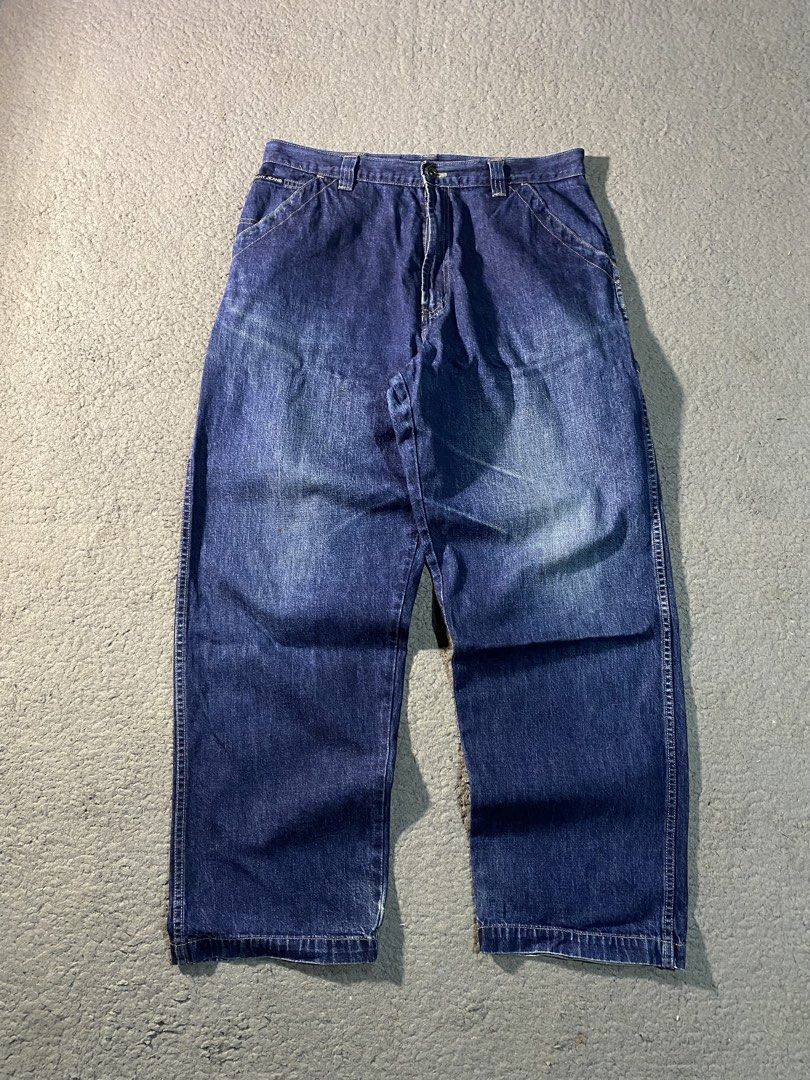 DKNY CARPENTER PANTS (Category: Jeans) located in Tandag. Submitted by vncntmrcllns (Listing ID 1470223552, Image 3). Description: DKNY CARPENTER PANTS Waist: 34 Length: 41 Thigh: 15 Hem: 9 -Excellent Condition -Already wash -Color rate 10/10 All details are visible in the picture Please check each photo.