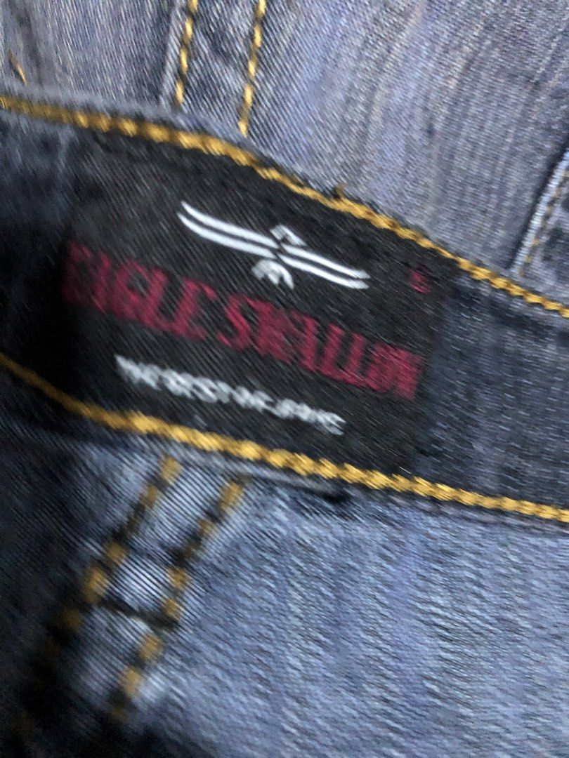 Eagle Swallow 2000s Embroidered Baggy Jeans (Category: Looking For) located in Manila. Submitted by noblecrystal.4d93e9 (Listing ID 1470329509, Image 2). Description: .