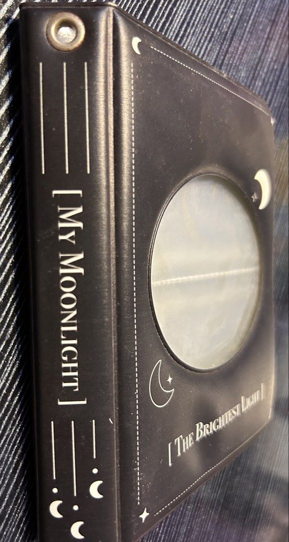 EA's Corner My Moonlight Photocard Binder Dark Black (Category: K-Wave Merchandise) located in Pasig City. Submitted by ssalgnowk (Listing ID 1470190023, Image 3). Description: - Includes inner sleeve pockets and a front display window. - Good for organizing Kpop photocards or collectible cards..