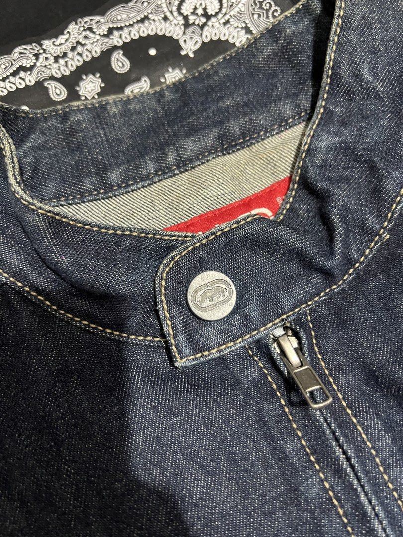 Ecko Untd. Marvel Avengers Denim Jacket (Category: Coats, Jackets and Outerwear) located in Cebu City. Submitted by ianjoseph24 (Listing ID 1470182904, Image 3). Description: - Brand/Collab: Ecko Untd. Denim Foundry x Marvel Avengers - Size: XL - Color: Dark blue - Material: Heavyweight cotton - Design: Large Avengers/Iron Man chest graphic and 'Avengers Assemble!!!' embroidered patch - Features: Full zip front with snap collar, zipper details on