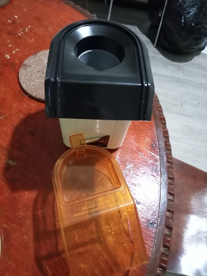 Electric Hot Air Popcorn Maker Machine with Orange Cover (Category: Cookware & Accessories) located in Cebu City. Submitted by cleverwind.221754 (Listing ID 1470171264, Image 2). Description: Selling Popcorn Popper, in great condition. For pick-up or delivery. Buyer will pay for shipping fees if for delivery. Location: Near San Carlos South Campus, CTS/CCMC. In Cebu City. Check out also our other items: https://garage-sale.pages.dev.