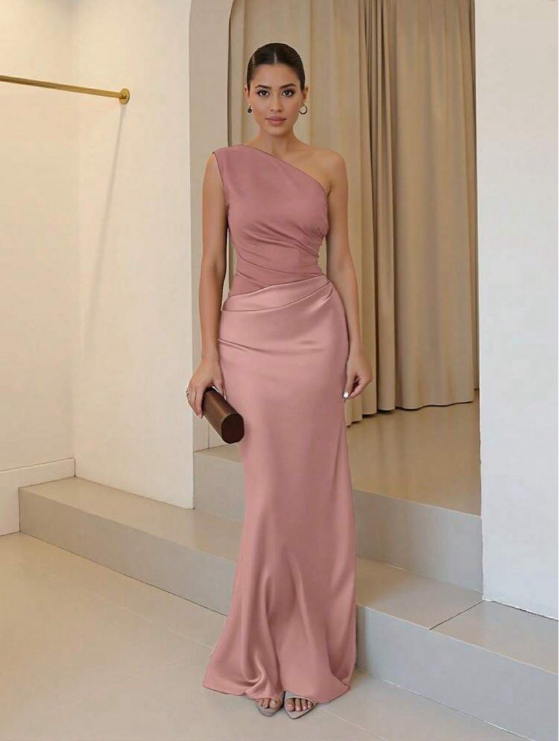 Elegant Solid Color Pleated Backless Satin Patchwork Maxi Dress (Category: Evening dresses & gowns) located in Manila. Submitted by tinly_yours (Listing ID 1470201009, Image 1). Description: Used once only.