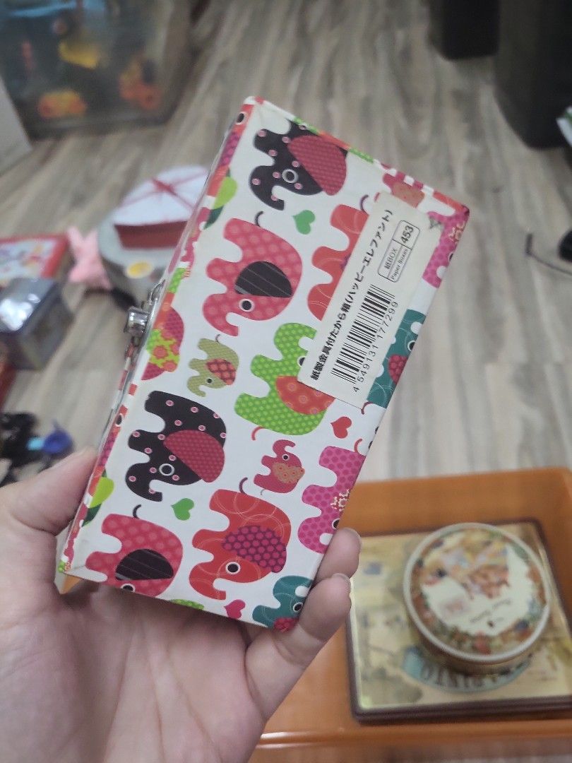 elephant-themed cardboard container (Category: Accessory Holder, Box & Organizers) located in Caloocan City. Submitted by lynette1977 (Listing ID 1470241372, Image 3). Description: .