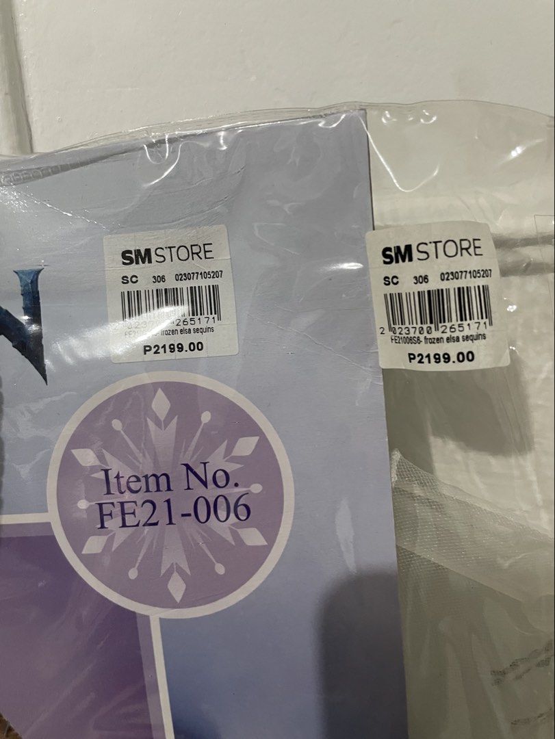 Elsa frozen costume ( size 6 ) (Category: Babies & Kids Fashion) located in Valenzuela. Submitted by 4kshoppe (Listing ID 1470183481, Image 2). Description: Originally brandnew kasi hindi naman talaga nasuot… Branded , nabili sa SM .