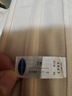 （分類：）位於 。 由 keikeihellokitty 提交（商品編號 1470274815，圖片 1）。簡介： 。