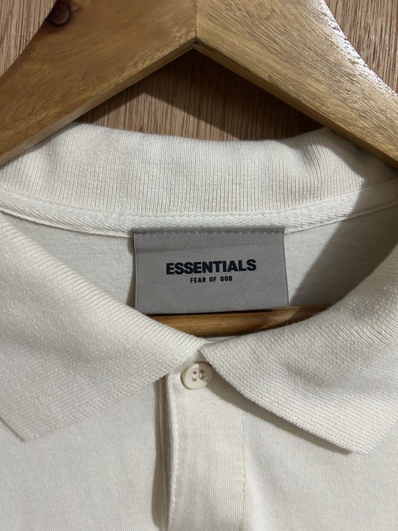 ESSENTIAL FEAR OF GOD (Category: Tshirts & Polo Shirts ) located in Allen. Submitted by thriftli.a1d574 (Listing ID 1470170169, Image 3). Description: .