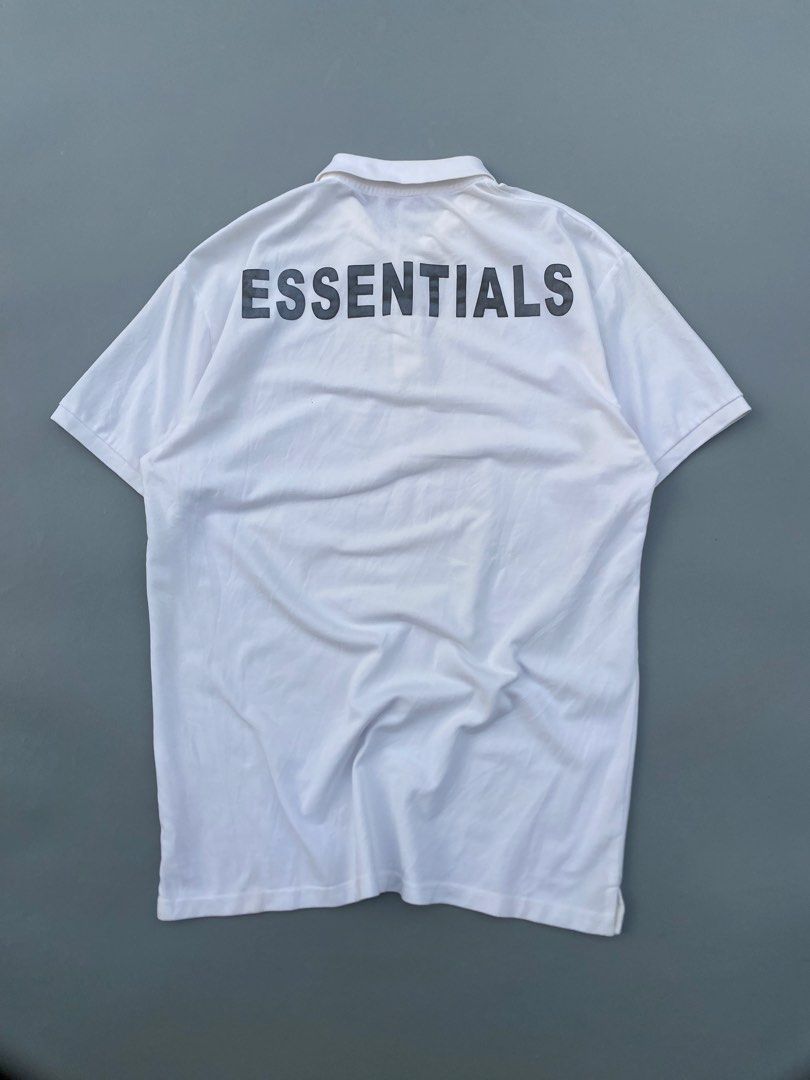 ESSENTIALS (Category: Tshirts & Polo Shirts ) located in Cagayan de Oro. Submitted by martinduarte22 (Listing ID 1470282783, Image 3). Description: 22x31 Yellow stains Not noticeable part Minimal lints.