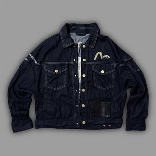 (Category: ) located in . Submitted by hype_thrifts (Listing ID 1470321099, Image 1). Description: .