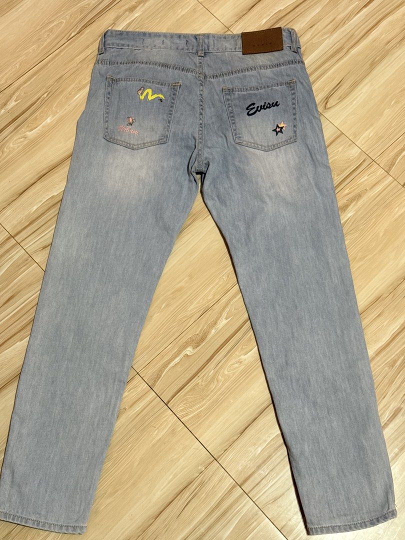 EVISU JEANS (Category: Jeans) located in Baguio. Submitted by saltinco_22 (Listing ID 1470150981, Image 2). Description: Authentic evisu jeans but made in korea.