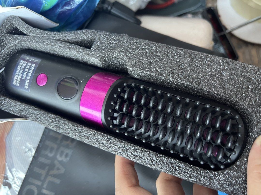 F9 Wireless straightening comb (Category: Hair) located in Manila. Submitted by macks_toys (Listing ID 1470309332, Image 2). Description: 📌You may send DM for your inquiries. ✨KINDLY CHECK EACH DETAILS✨ 🔳 From Japan/UK Surplus items 🔳 Rechargeable type C 🔳 Working 🔳 Manage your expectations since it’s preloved and from Surplus Items 🔳 WYSIWYG ✨ Thank you! ✨.
