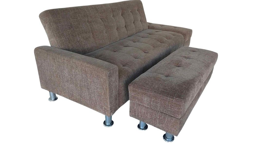 Fabric Sofa Bed with Footrest & Storage (Category: Sofas) located in Mexico. Submitted by mgracejapansurplus (Listing ID 1470275638, Image 2). Description: NEW ARRIVAL 🔥 JAPAN LUXURY (Surplus) Fabric Sofa Bed with Footrest & Storage ✨ - Elegant brown textured fabric with tufted design - 3-in-1 function: Sofa → Bed → Footrest, plus built-in storage - Dimensions: • Sofa: L64" × W31" × H31" • Bed size: 41" × 80" • Footrest: L40" × W15" × H15" - Pri