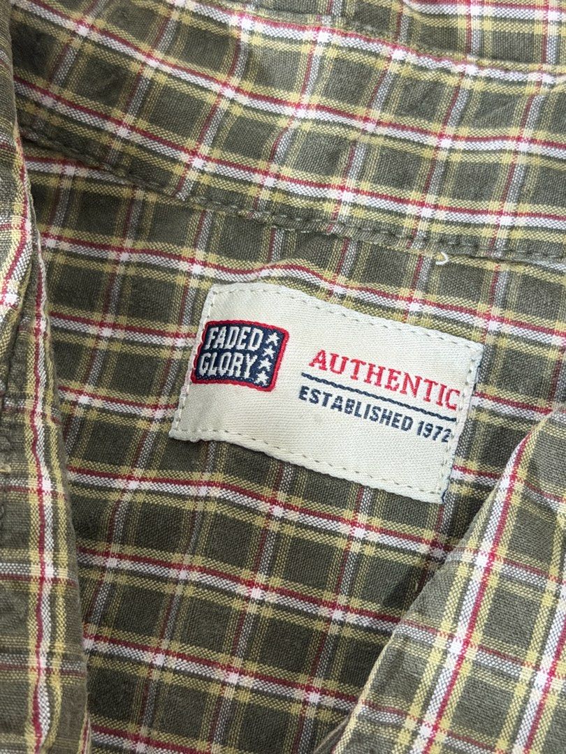 Faded Glory Polo (Category: Coats, Jackets and Outerwear) located in Cavite. Submitted by mevynn (Listing ID 1470160143, Image 2). Description: declutterring what you see is what you get size: xs-s 💳 gotyme, gcash or BPi 🚚 lalamove or jnt.