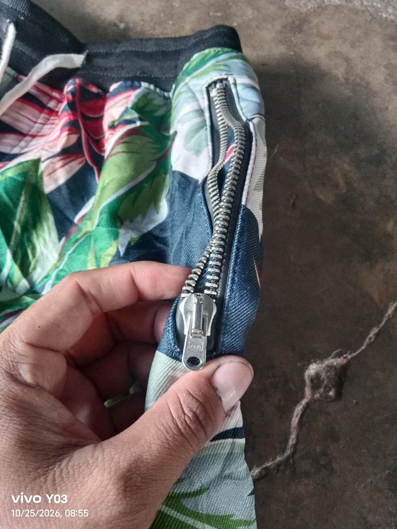 Fear of god (Category: Shorts) located in Cabuyao City. Submitted by blake657 (Listing ID 1470149583, Image 3). Description: fear of god size medium .