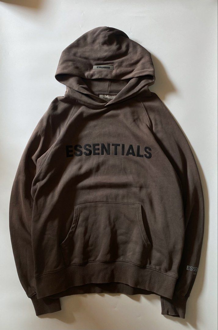 Fear Of God Essentials Pullover Brown Hoodie (Category: Coats, Jackets and Outerwear) located in Manila. Submitted by finofindthisart (Listing ID 1470254043, Image 2). Description: Length 26 Width 23 Measured it by inches Issue: N/A This is a pre-loved/thrifted items and may show minor signs of issue due to its vintage nature. Kindly manage expectations. No refunds or exchanges will be accepted. 📍Pasay City DM for inquiries..