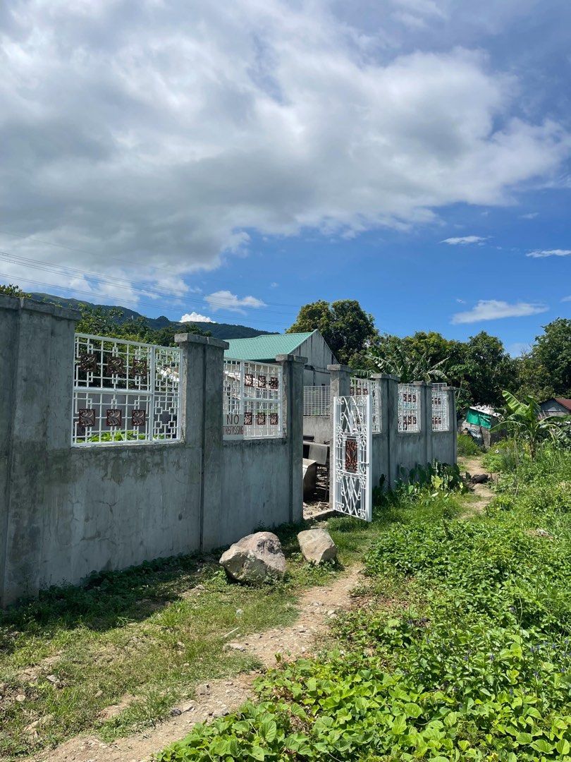 Fenced property with small house and open lot (Category: Construction & Building Materials) located in Pasay City. Submitted by vintagequeen08 (Listing ID 1470162400, Image 1). Description: •300 sqm. (2 titles, 150 sqm.each) direct to Owner •With tambak (malaki kasing tambakin nuon) •full fence with antigong gate sa harap (very quality) •cr available •modern open kubo with division •tiles from wilcon •kumpleto ang biga •with solar lights •no kury