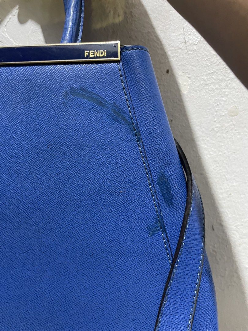 Fendi sling (Category: Luxury Bags & Wallets) located in Malabon City. Submitted by bagsnilucas (Listing ID 1470262835, Image 2). Description: Not sure if original Kindly check on your own Flaws in the front and last pic With qr and code.