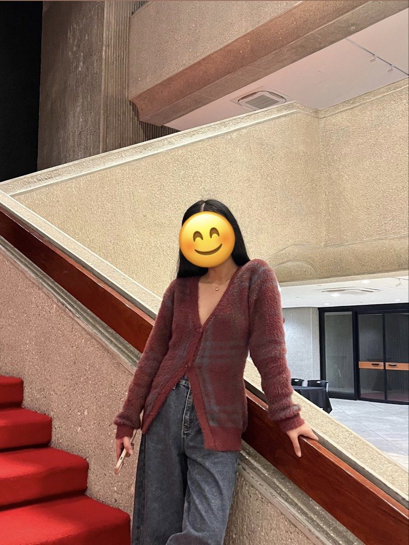 Fluffy Knitted Checkered Oversized Cardigan (Category: Others Tops) located in Manila. Submitted by nyehey (Listing ID 1470254808, Image 2). Description: - 10/10 condition - used once - Size: XS - Color might differ due to lighting.