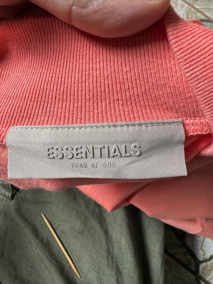 FOG x ESSENTIAL LONGSLEEVE (Category: Coats, Jackets and Outerwear) located in Manila. Submitted by puremoon.deer (Listing ID 1470231427, Image 3). Description: FOR SALE FOG x ESSENTIAL LONGSLEEVE TSHIRT NO ISSUE BRANDNEW CONDITION XL on TAG 27x31 DM/PM📥📥📥IF YOU ARE INTERESTED.