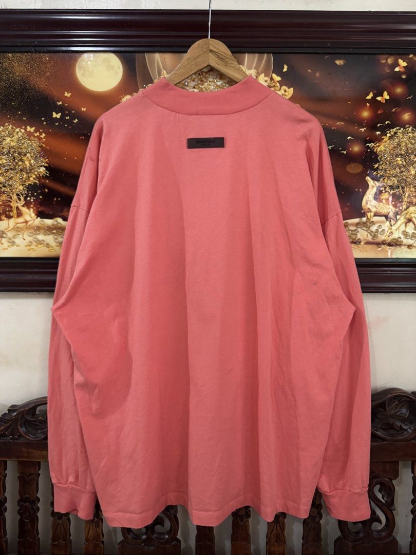 FOG x ESSENTIAL LONGSLEEVE (Category: Coats, Jackets and Outerwear) located in Manila. Submitted by puremoon.deer (Listing ID 1470231427, Image 2). Description: FOR SALE FOG x ESSENTIAL LONGSLEEVE TSHIRT NO ISSUE BRANDNEW CONDITION XL on TAG 27x31 DM/PM📥📥📥IF YOU ARE INTERESTED.