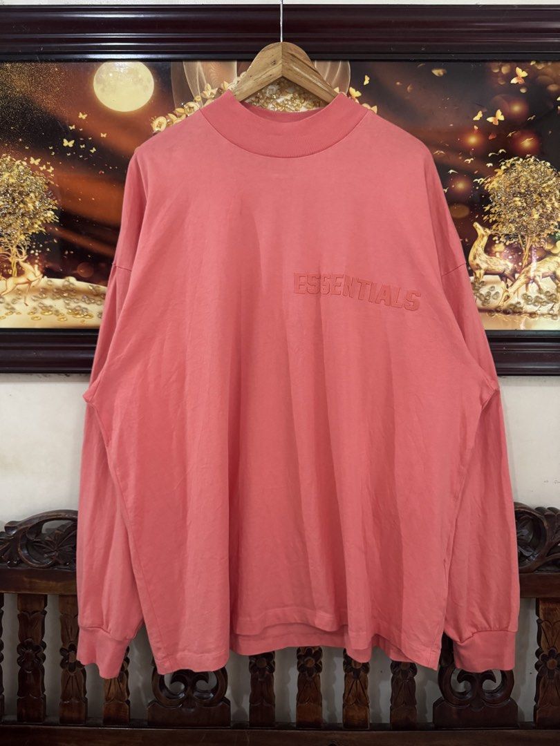 FOG x ESSENTIAL LONGSLEEVE (Category: Coats, Jackets and Outerwear) located in Manila. Submitted by puremoon.deer (Listing ID 1470231427, Image 1). Description: FOR SALE FOG x ESSENTIAL LONGSLEEVE TSHIRT NO ISSUE BRANDNEW CONDITION XL on TAG 27x31 DM/PM📥📥📥IF YOU ARE INTERESTED.