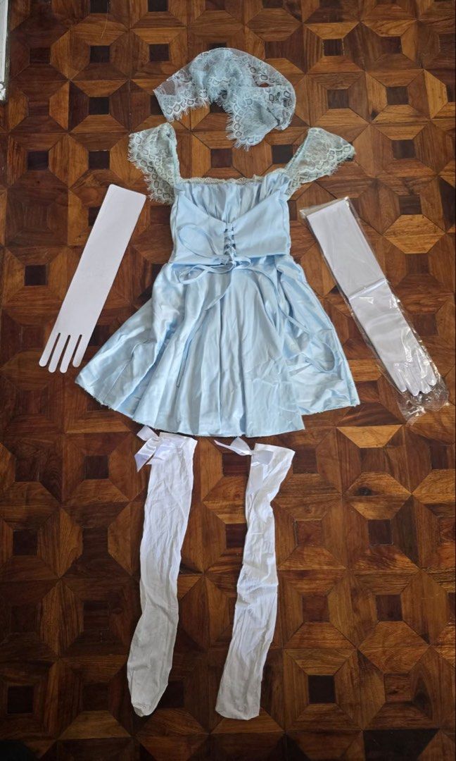 [FOR RENT] SHINING TWINS/CINDERELLA COSTUME (Category: Dresses) located in Makati City. Submitted by blingbinz (Listing ID 1470208583, Image 1). Description: - rental fee: P500 for 2 days- P100 for an extra day - comes with gloves and socks .