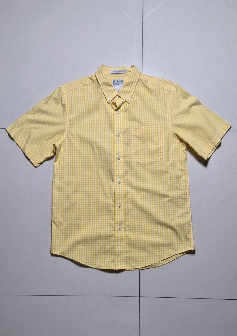 For Sale: LL Bean Gingham Button Down Shirt (Category: Formal Shirts) located in Pasig City. Submitted by radcuratesclothing2026 (Listing ID 1470346089, Image 1). Description: 🌺 For Sale 🌺 LL Bean Gingham Button Down Shirt •Size on tag is Medium but fits Large •Bought in Japan last year •No issues •P1,000 •Pasig #RadCuratesClothing.