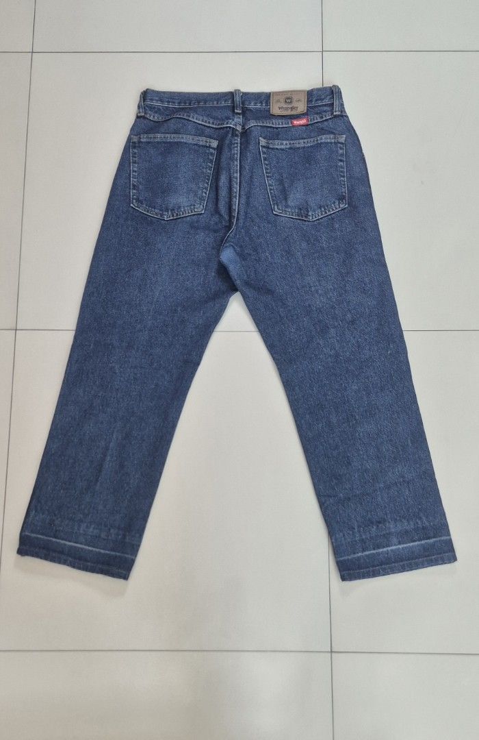 For Sale: Wrangler Denim Pants (Category: Jeans) located in Pasig City. Submitted by radcuratesclothing2026 (Listing ID 1470294573, Image 2). Description: 🌺 For Sale 🌺 Wrangler Denim Pants •Made by Blue Bell Co •Size 33 on tag •Used but not abused •No hemming done •P800 •Pasig #RadCuratesClothing.