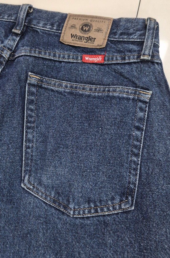 For Sale: Wrangler Denim Pants (Category: Jeans) located in Pasig City. Submitted by radcuratesclothing2026 (Listing ID 1470294573, Image 3). Description: 🌺 For Sale 🌺 Wrangler Denim Pants •Made by Blue Bell Co •Size 33 on tag •Used but not abused •No hemming done •P800 •Pasig #RadCuratesClothing.