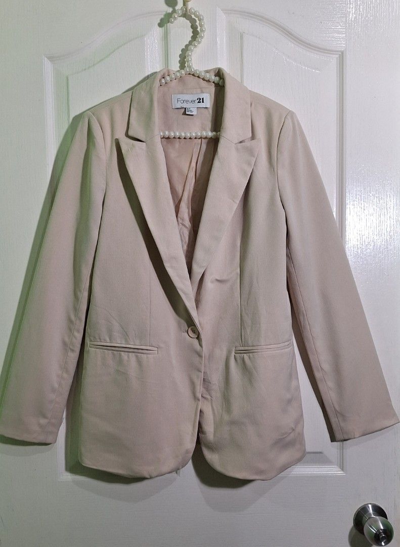 Forever 21 oversized single breasted blazer / coat / suit xs - small (Category: Coats, Jackets and Outerwear) located in San Pablo. Submitted by allyourbrandedneeds (Listing ID 1470145006, Image 2). Description: - Brand: Forever 21 - Size: S - Color: Classic beige (neutral tone) - Design: Single-button closure, structured collar and lapels, two functional welt pockets - Interior: Fully lined - Material: Polyester, rayon, and spandex blend (Made i