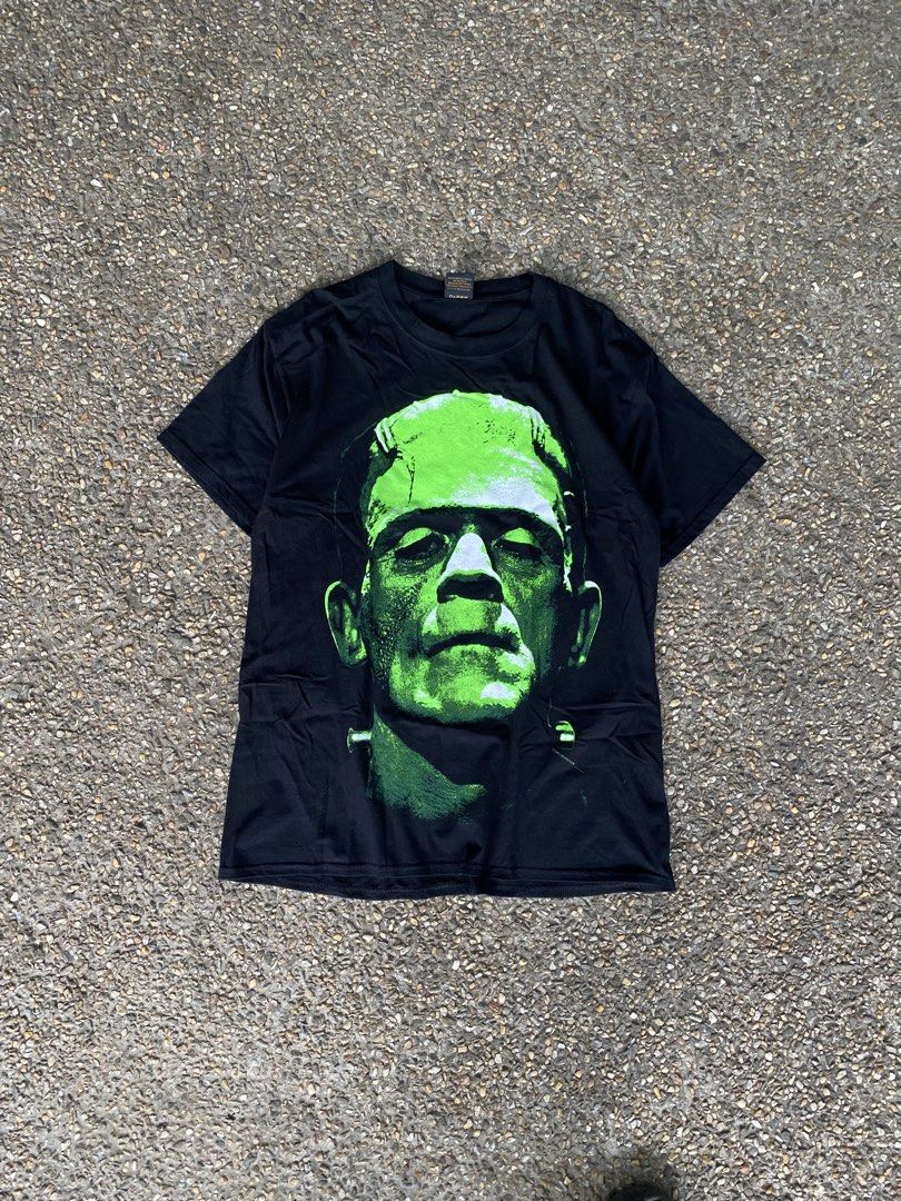 Frankenstein’s Big Print Shirt (Category: Tshirts & Polo Shirts ) located in Caloocan City. Submitted by webspot (Listing ID 1470218412, Image 1). Description: Frankenstein’s Big Print Shirt Size - L Width - 21 Length - 28 .