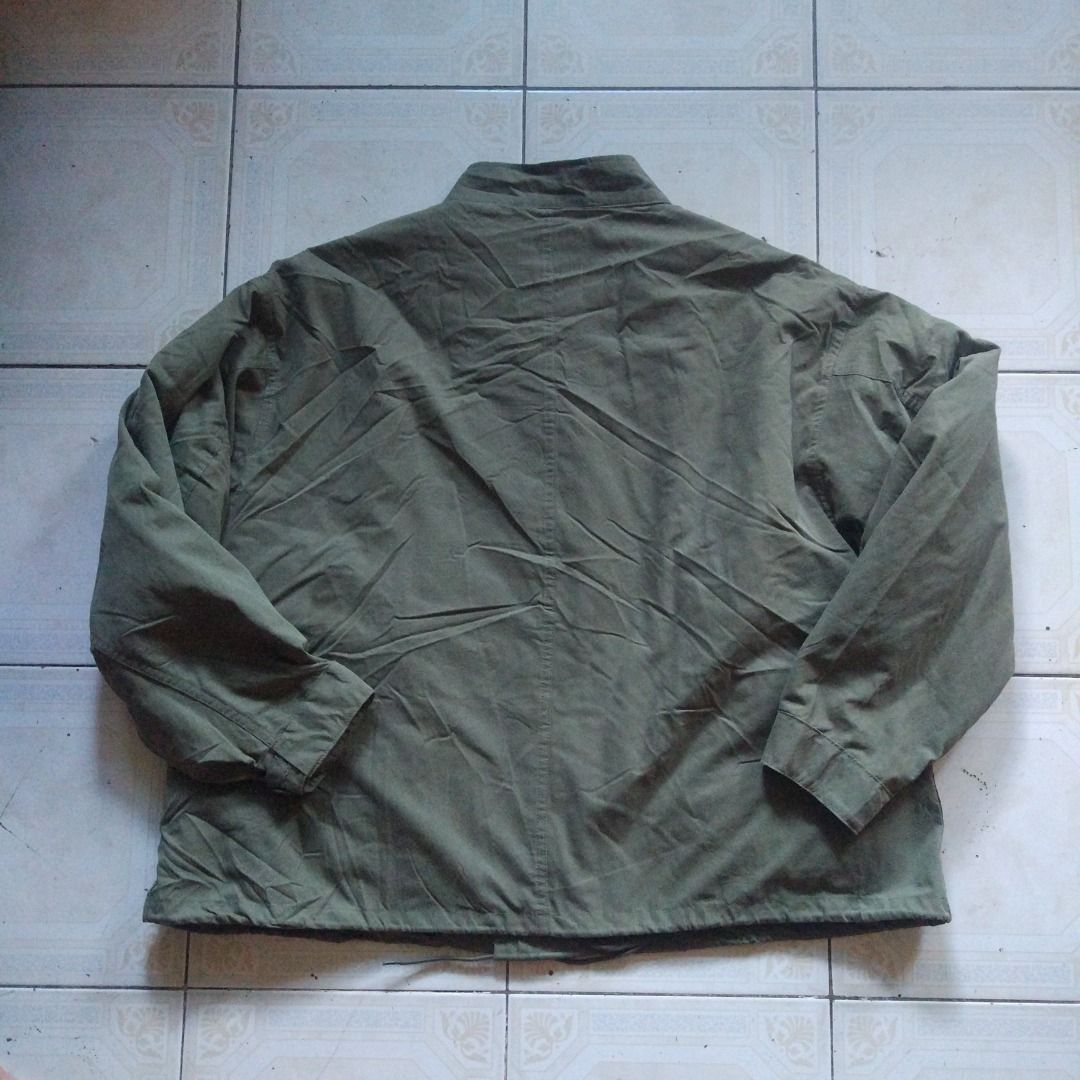 Freaks Store OD Parka Jacket M (Category: Coats, Jackets and Outerwear) located in Pasay City. Submitted by denimdude.ph (Listing ID 1470263776, Image 2). Description: with removable quilted liner, can be worn separately. two jacket combined .