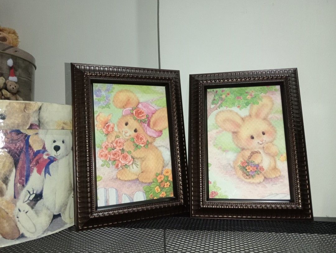 (4×6) BROWN RESIN FRAME BUNDLE (NO STAND) (Category: Frames & Pictures) located in Kawit. Submitted by gieclutter (Listing ID 1470136905, Image 1). Description: Flakers and joy reservers are 𝗻𝗼𝘁 𝗮𝗹𝗹𝗼𝘄𝗲𝗱 Actual photos All sales are final—no returns, exchanges, or refunds 𝗖𝗢𝗡𝗗𝗜𝗧𝗜𝗢𝗡: ・𝗟𝗡 ・4x6 inches ・with a textured art print included ・does not come with a stand or a hook ・flipped the chipboard backing over because the marks fro