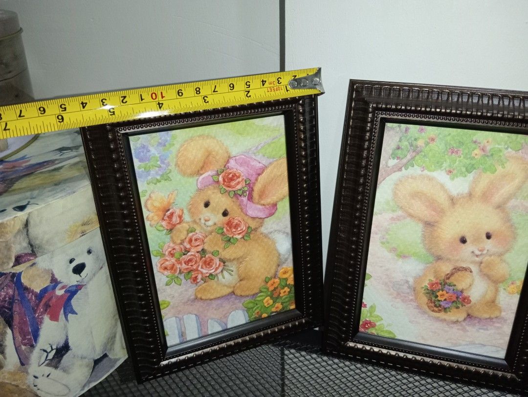 (4×6) BROWN RESIN FRAME BUNDLE (NO STAND) (Category: Frames & Pictures) located in Kawit. Submitted by gieclutter (Listing ID 1470136905, Image 3). Description: Flakers and joy reservers are 𝗻𝗼𝘁 𝗮𝗹𝗹𝗼𝘄𝗲𝗱 Actual photos All sales are final—no returns, exchanges, or refunds 𝗖𝗢𝗡𝗗𝗜𝗧𝗜𝗢𝗡: ・𝗟𝗡 ・4x6 inches ・with a textured art print included ・does not come with a stand or a hook ・flipped the chipboard backing over because the marks fro
