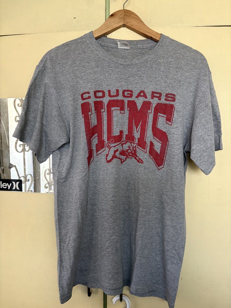 Fruit of the Loom Cougars Tee (Category: Tshirts & Polo Shirts ) located in Calamba. Submitted by mark_lee17 (Listing ID 1470215071, Image 1). Description: Fruit of the Loom Cougars Tee Fits Medium MOP: GCASH/Bank Transfer MOD: Lalamove Location: Calamba, Laguna.