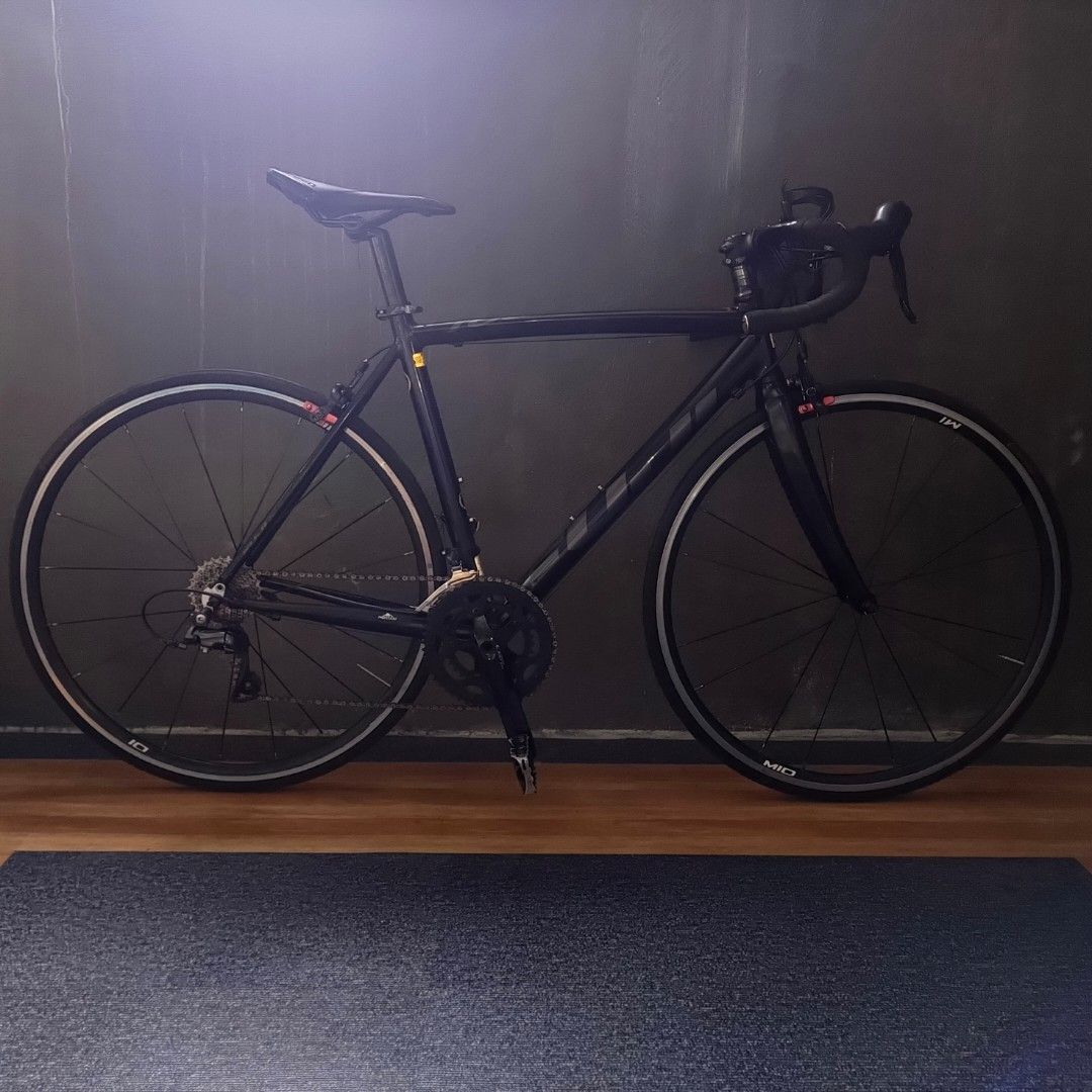Fuji Roadbike (Category: Bicycles) located in Taguig. Submitted by mark_rubs (Listing ID 1466971030, Image 2). Description: • • For Sale: Fuji Roubaix Custom Ltd. Edition Road Bike (Custom Project Build) Size: Small/medium ST: 48cm TT: 53cm (Good for 5'5 up) • • • 🛍 Sale or Swap • • • Custom assembled road bike built on a genuine Japan Surplus Fuji frameset.🇯🇵 • • • 🚴Good sa fitness, quick commutes, or entry-level road cycling. • • • 🧽Premiu