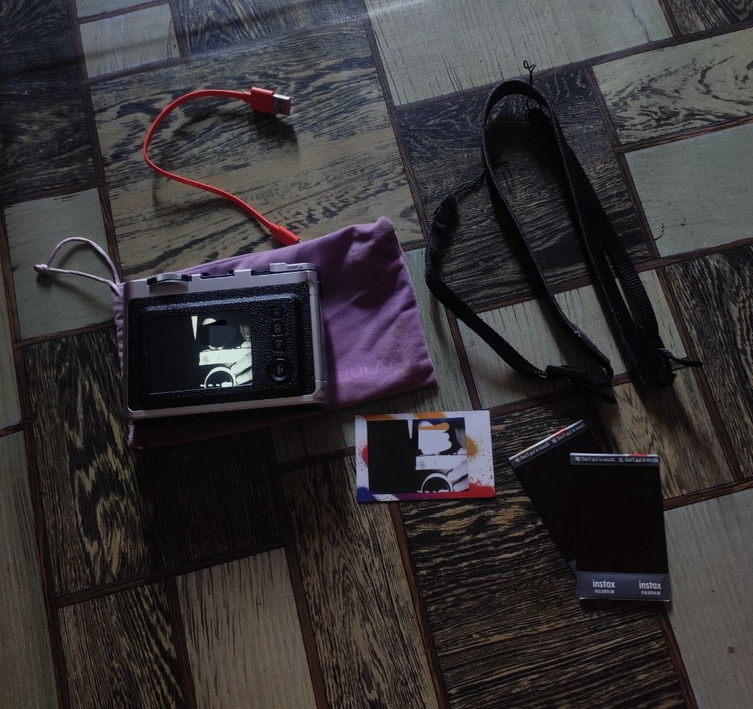 FUJIFILM INSTAX MINI EVO (Category: Cameras) located in Caloocan City. Submitted by pzkas (Listing ID 1470176462, Image 2). Description: 📸 FUJIFILM INSTAX MINI EVO 💰: 6500 (fixed) ❗LIKE NEW CONDITION & NO ISSUE❗ 📋 DETAILS: ✨ 5x lang nagamit ✨ COSMETICS: 9.5/10 (no scratches / flaw) ✨ All buttons working ✨ Fully functional 📋 INCLUSION (gagamitin nalang): ✔️ Original Fujifilm Neck Strap ✔️ 32GB Original SD Card ✔️ Drawstring Camera Pouch ✔️ 6 p