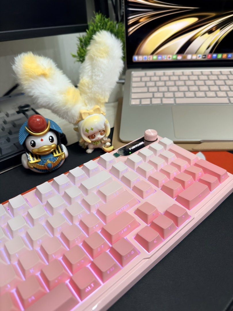 Furycube IP98 Pro Wireless (Category: Computer Keyboard) located in Quezon City. Submitted by misislee04 (Listing ID 1470223654, Image 3). Description: 🎀 FOR SALE: FURYCUBE IP98 PRO WIRELESS KEYBOARD 🎀 💗 ONLY ₱1,050! 💗 Cutie pink keyboard na, wireless pa! 😍🫶🏻 Perfect for your cute desk setup! 🌸✨ 🎀 Bnew Cutie Pink Keyboard 💗 Wireless 🛍️ Budget-friendly price! Mine na, mga ka-suki! 🥰💕 📍 Loc: Project 8, QC.