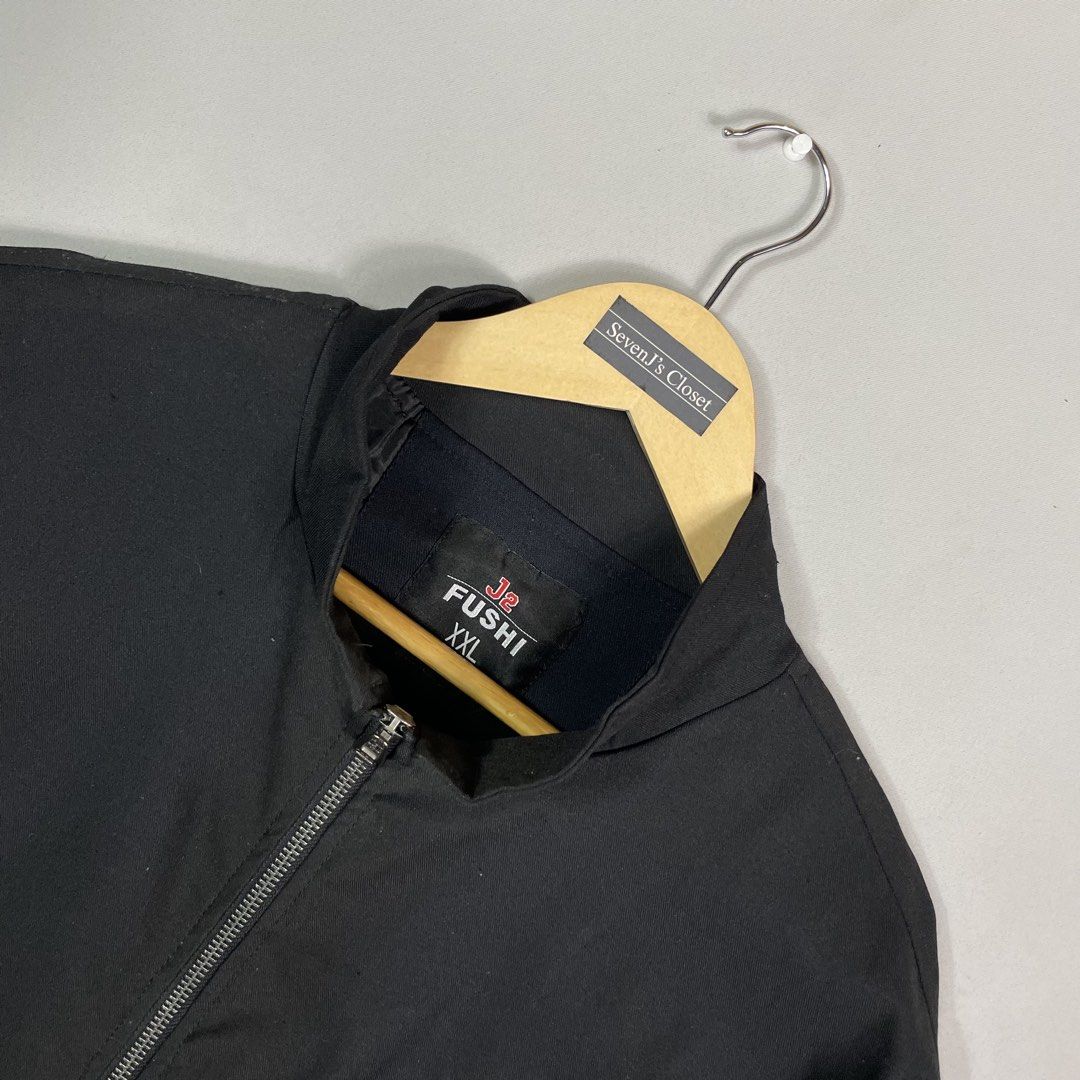 Fushi | Full-Zip Bomber Harrington Jacket Black (Category: Coats, Jackets and Outerwear) located in Norzagaray. Submitted by sevenjscloset (Listing ID 1470245016, Image 2). Description: - Brand: Fushi - Style: Full-Zip Bomber / Harrington Jacket - Color: Black - Size on tag: XXL (Length: 27.4", Width: 22.5") - Condition: 9/10, no issues or flaws - Features clean full-zip design and side pockets.