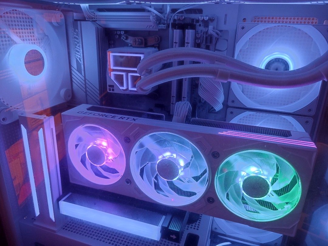 Gaming PC (Category: Desktops) located in Quezon City. Submitted by .D.C. (Listing ID 1470145628, Image 2). Description: BUNDLE SALE ONLY: MOBO-B650M AORUS ELITE AX ICE White RAM- G.Skill Ripjaws S5 32GB (2x16GB) 5600MHz DDR5 Kit of 2 White CPU - RYZEN 7 7800X3D Tray GPU - GALAX 5070 EX GAMER White Complete boxes and accessories PICKUP ONLY Pickup :North Olympus Subd Fairview/Novaliches Quezon City.