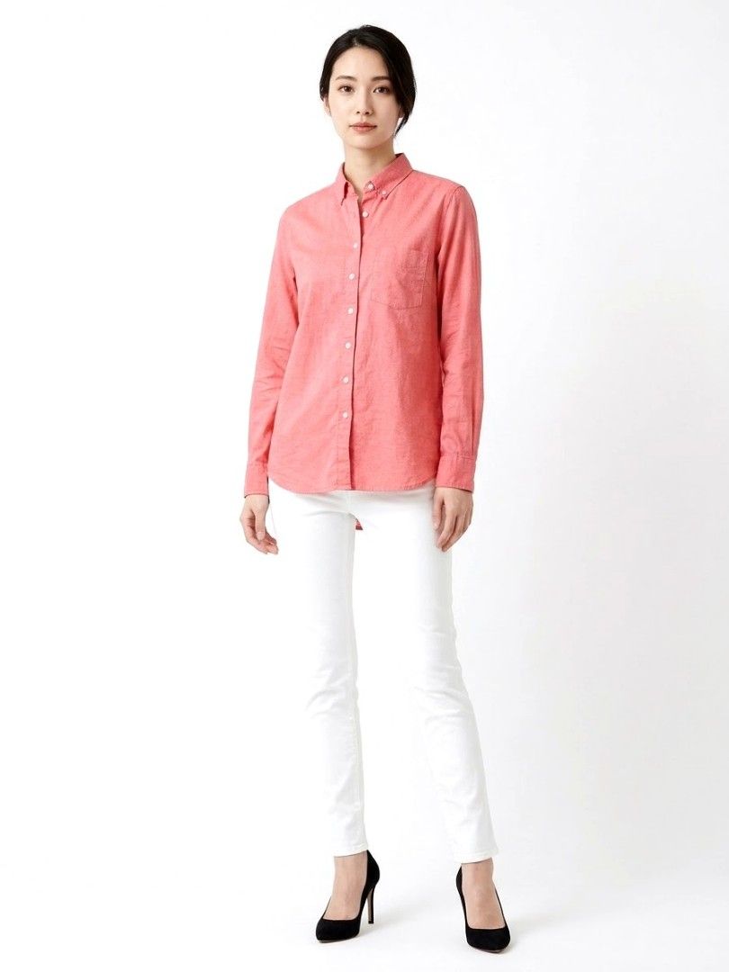 GAP BASIC SHIRT (Category: Shirts) located in Sepang. Submitted by twolips.wardrobe (Listing ID 1470274200, Image 2). Description: FREE POSTAGE SEMENANJUNG ✔️ SS POSTAGE + RM15 ❤️❤️❤️❤️❤️❤️❤️❤️ PLEASE BACA SEBELUM BELI: ❤️ ADA 7 OWNER BAJU DALAM NI. 2 admin ❤️ BAJU DARI PELBAGAI SOURCES (ada new item/ warehouse sale/ custom/preloved / yang tak berkenan beli kat seller lain pun akan diletgo semula di sini, etc) ❤️ TAK SESUAI UNTUK FUSSY BUYER. NO 