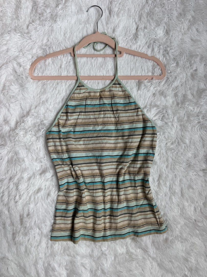 Gap striped halter top (Category: Others Tops) located in Manila. Submitted by lovesgisele. (Listing ID 1470267086, Image 1). Description: size s-m.